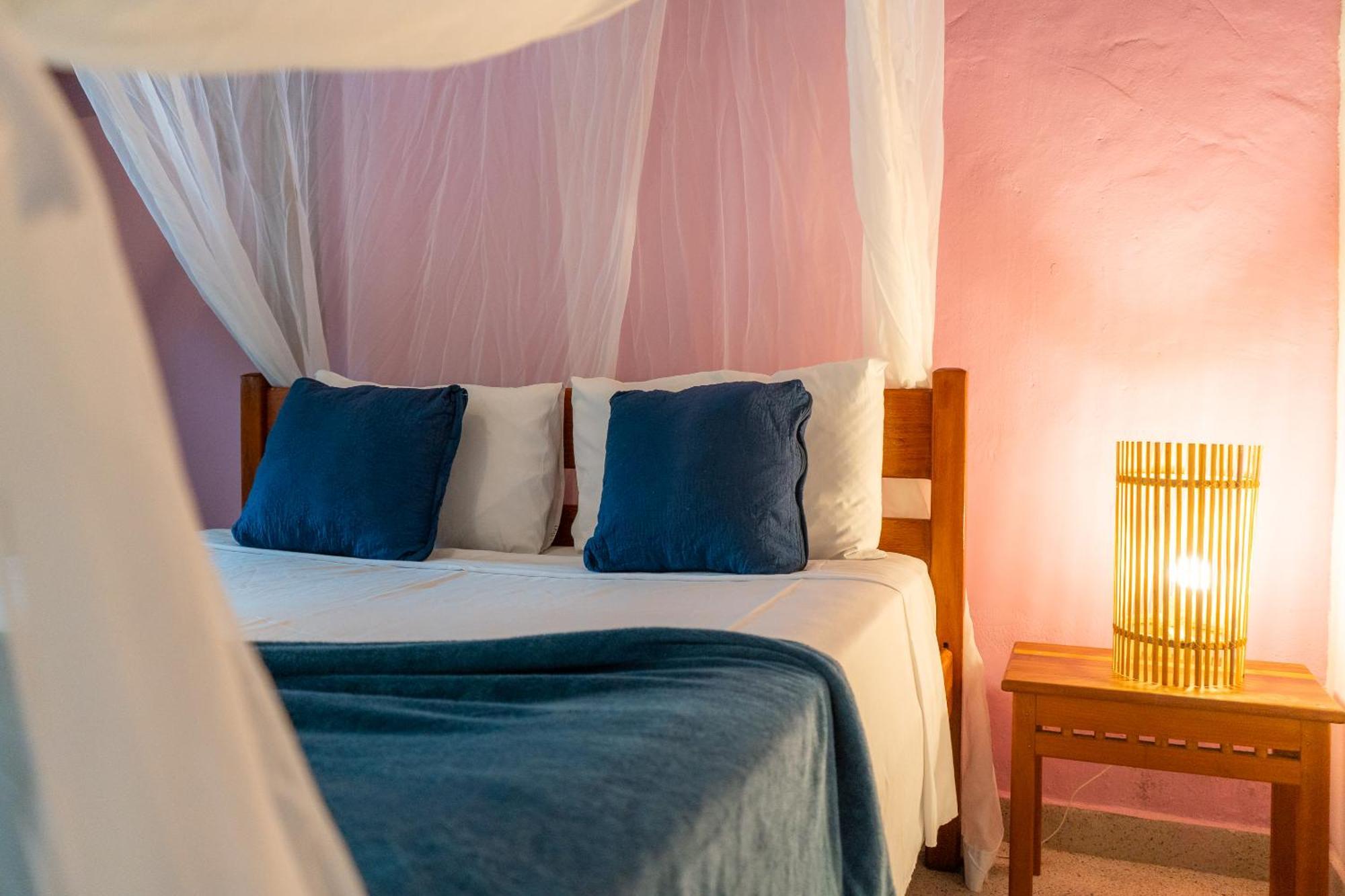 Travel Inn Pousadas & Beach Club Транкозу Экстерьер фото